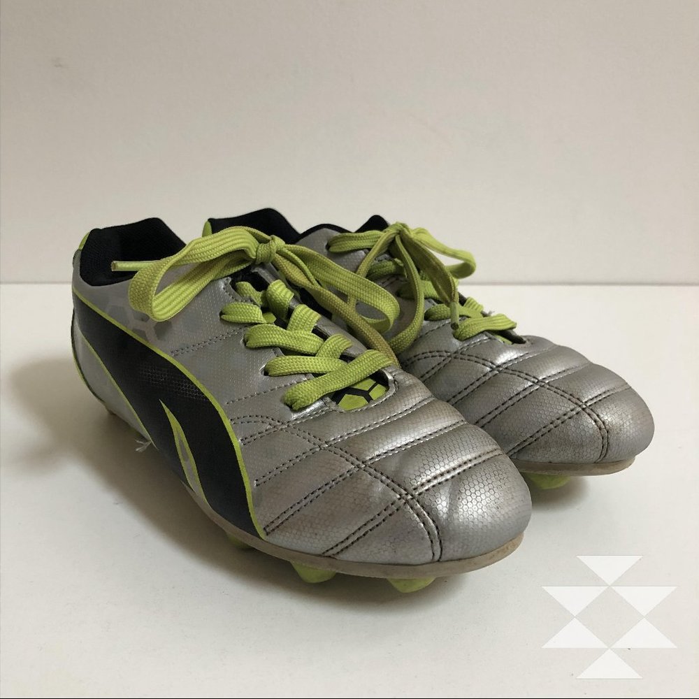 Puma Procat Equalizer Youth Lace Up Soccer Cleats
